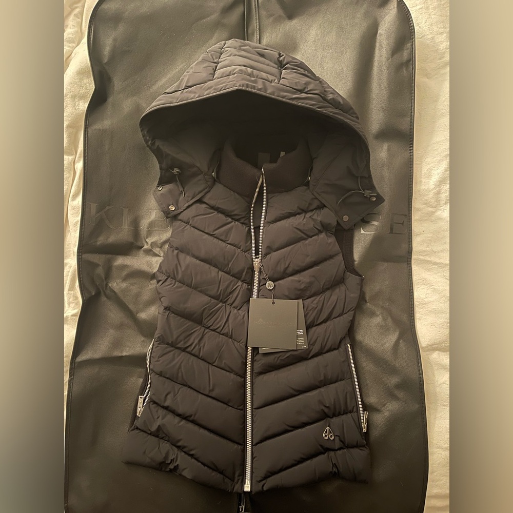 Moose Knuckles Black Quilted Down Vest with Hood